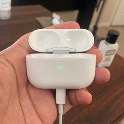 AirPods Pro Gen 1 Charging Case ONLY