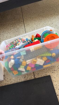 Legos, Duplos and other toys OBO