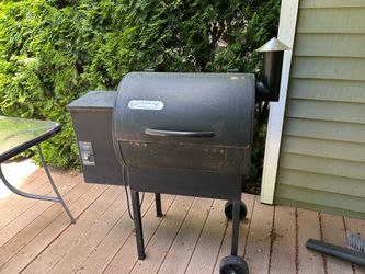 Traeger Lil Tex Pellet Grill