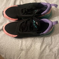 Nike Air270
