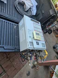 Takagi tankless water heater