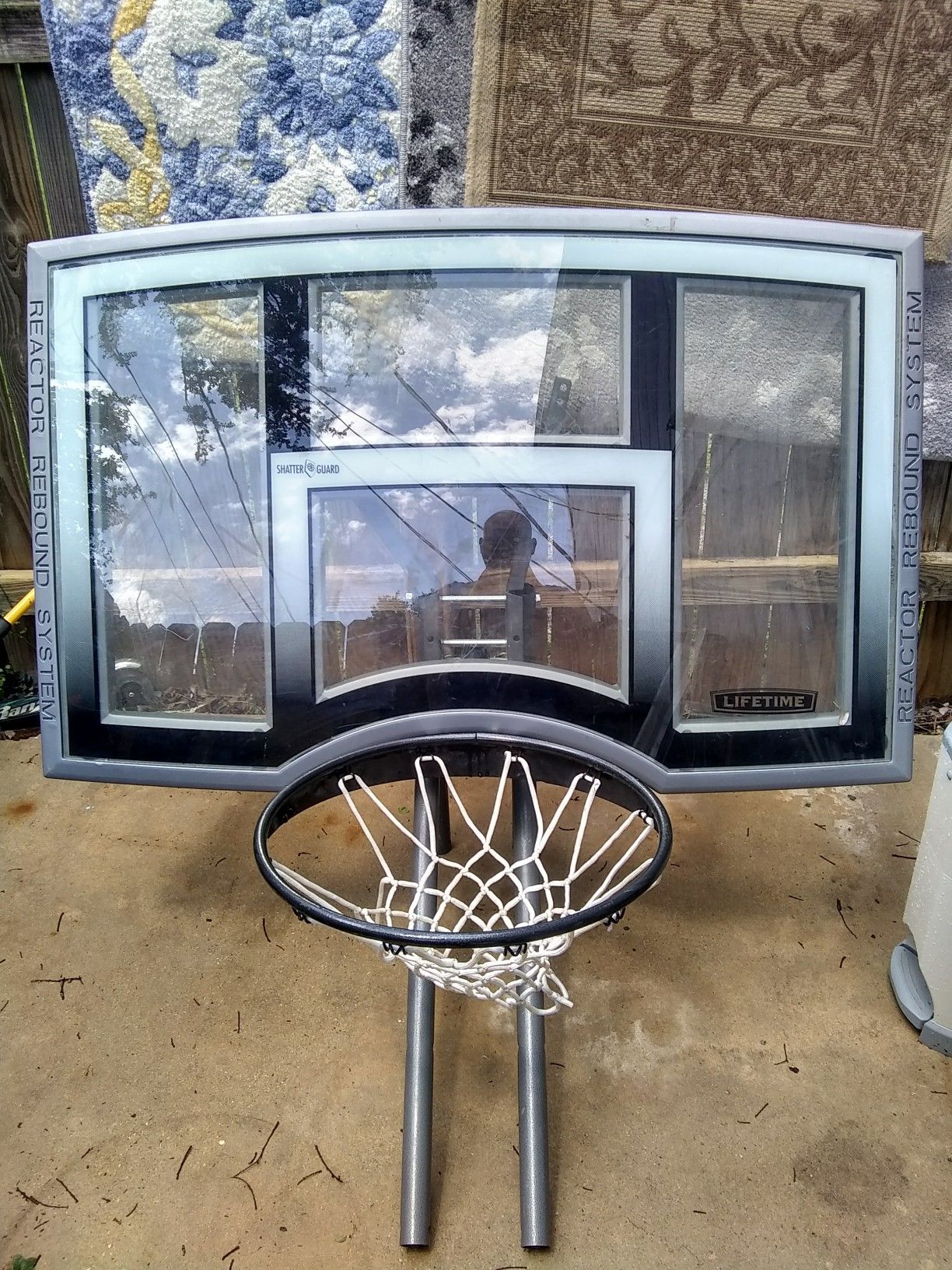 Basket ball hoop