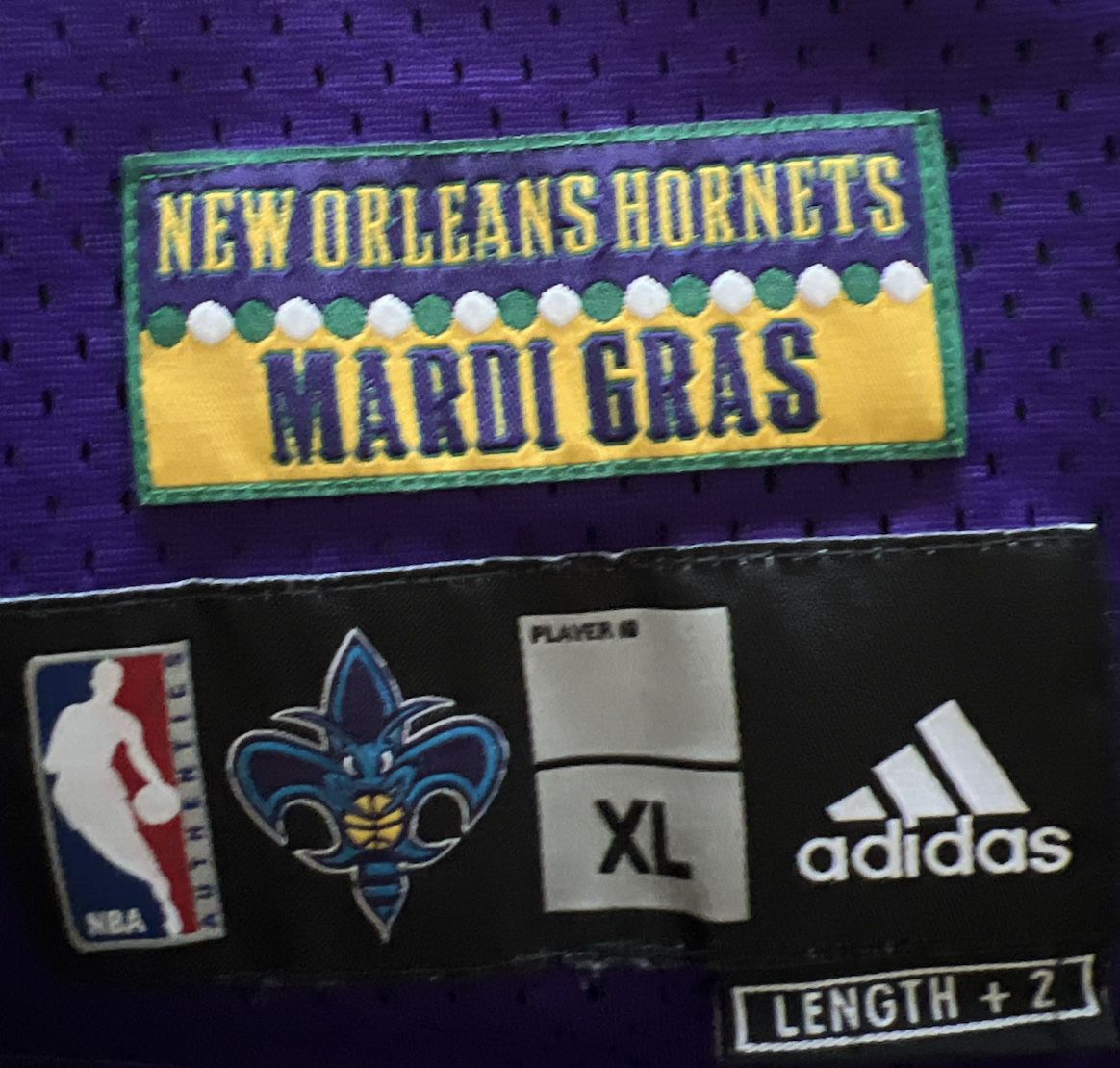 M70 Rare NOLA, New Orleans Hornets Chris Paul Aka Cp3 Mardi Gras SWINGMAN  jesery Men for Sale in New Orleans, LA - OfferUp