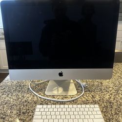 Mac Computer Desktop With Wireless Keyboard