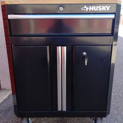 Husky 28" Base Cabinet 