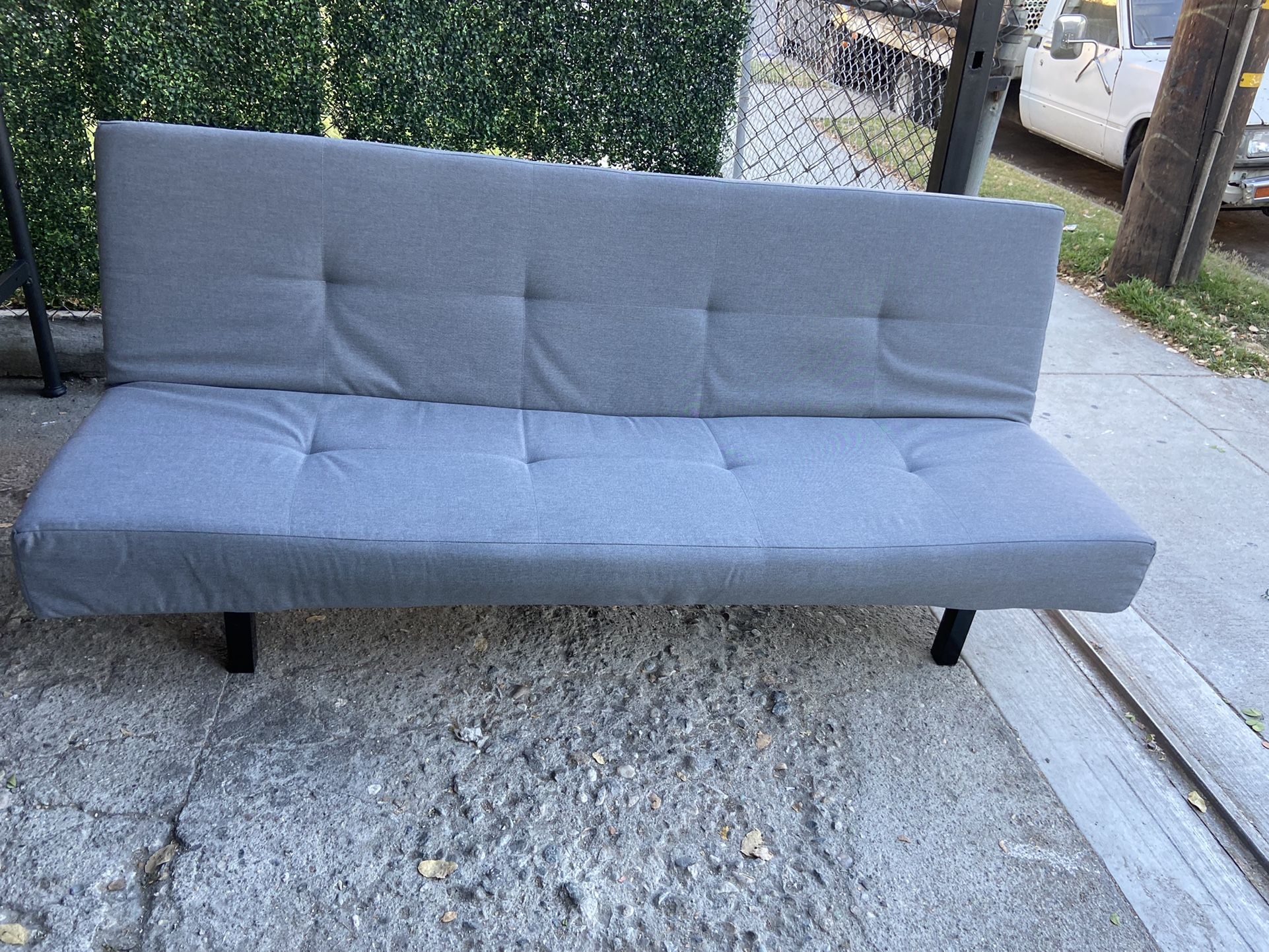 Futon 