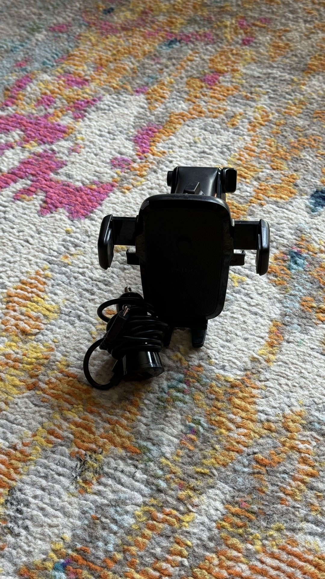 iottie Car Phone Mount/wireless Charger