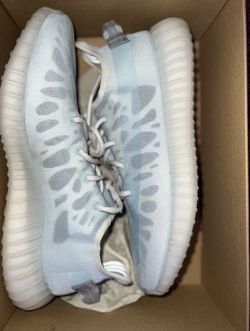 Yeezy 350 V2 Mono