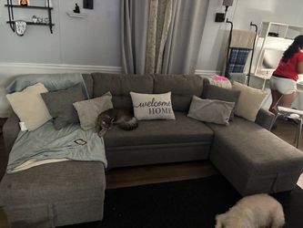 Couch set