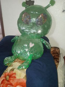 Alien stuff animal
