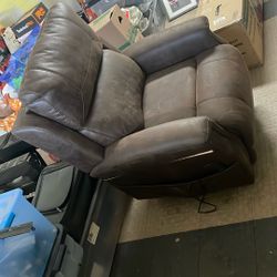 Luxurious Recliner 