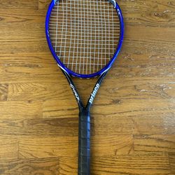 TENNIS RACQUET