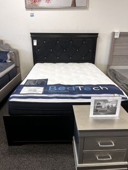 Queen Black Bed Frame With Diamonds In Tufted Headboard