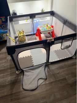 Playpen play yard 52x52