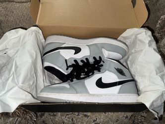 Air Jordan shoes / Nike shoes