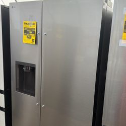 🔥 LG 26.6 cu. ft. Wi-Fi Enable Side-by-Side Refrigerator with External Dispenser BRAND NEW
