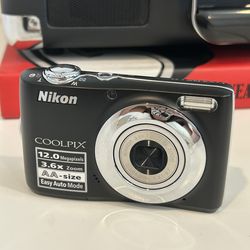 Nikon COOLPIX L22 12MP Digital Camera