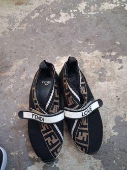 Fendi rokoko size 8