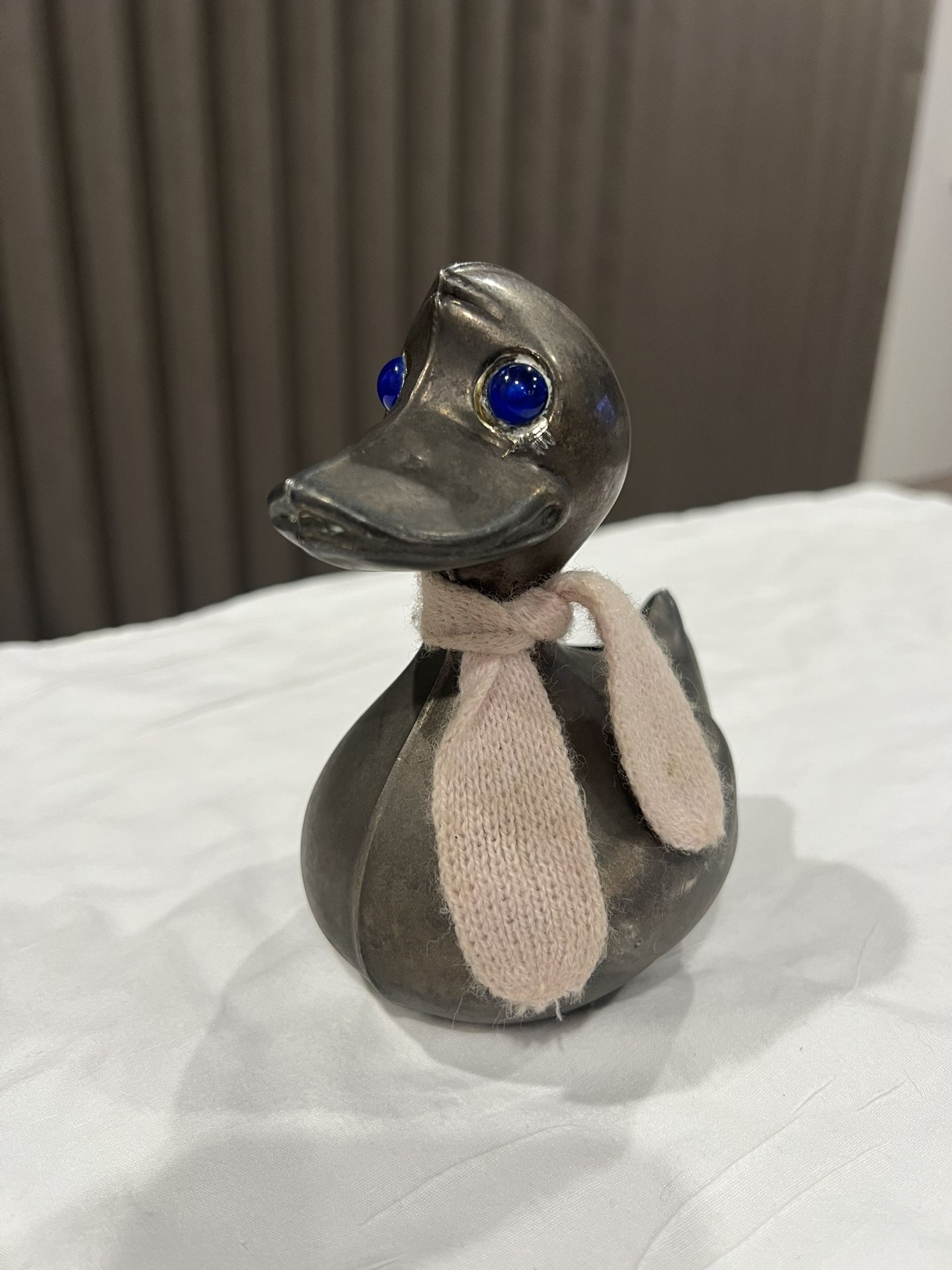 Vintage Leonard Silver Plated Duck Coin Piggy Bank w/scarf Made In Italy-No Key