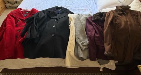 Bulk Sale: 11 Brand Name Women’s Coats - XL and XXL