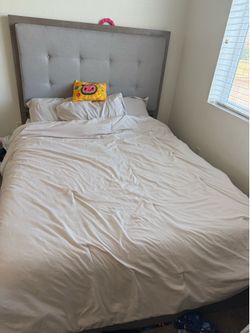 QUEEN SIZE BEDD