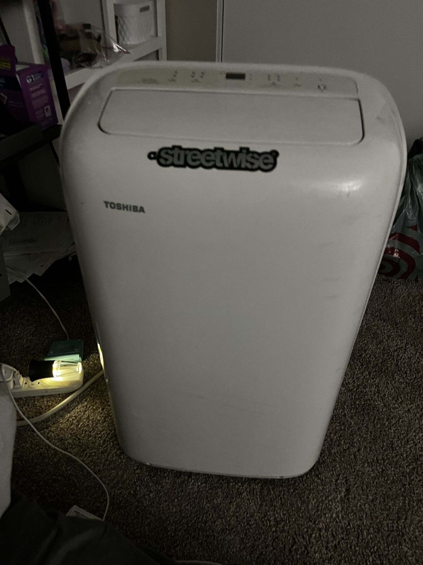 TOSHIBA Portable AC Unit