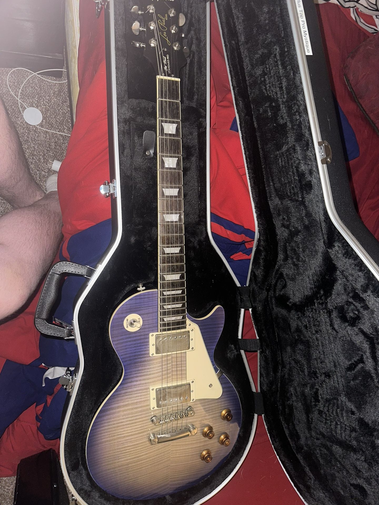 Les Paul Guitar