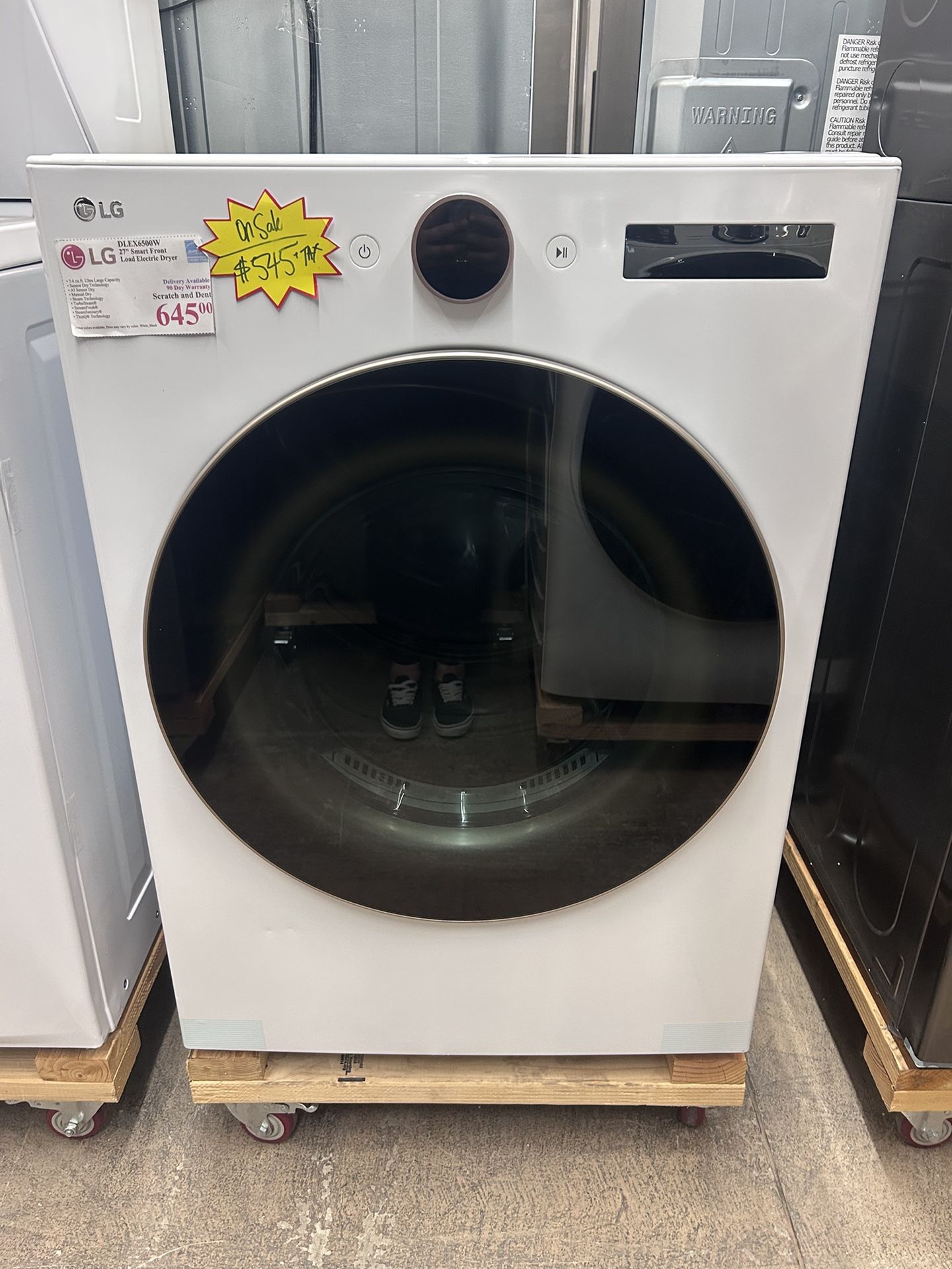 New LG- 27” 7.4 Cu Ft Electric Dryer- AI Sensor Dry 