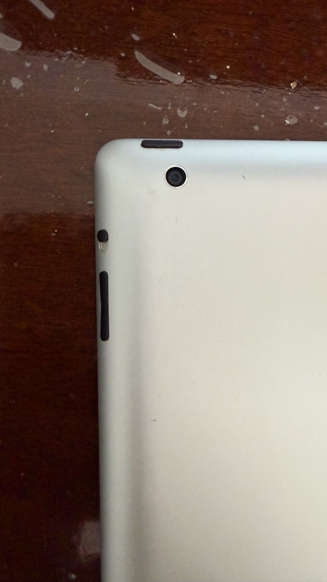 Apple iPad 1st Gen 16GB Silver