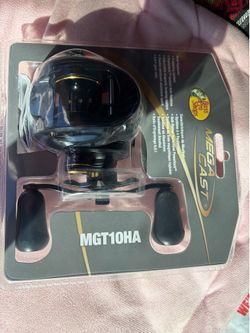 Mega cast casting reel, unopened, unused