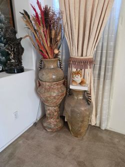 PLANTERS 8-pieces. $260