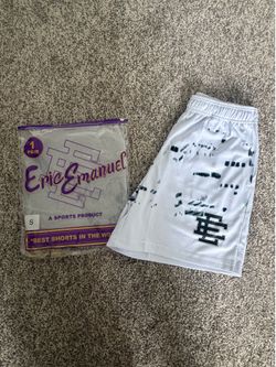 Eric Emanuel EE Basic Short 'White Skyline'. Size small