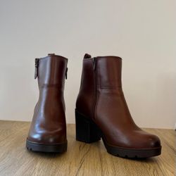 Women’s Shoes