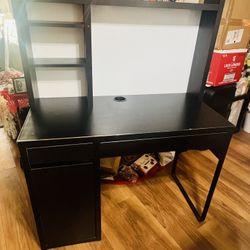 Micke Desk 