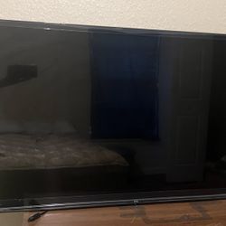 43” TCL Roku Smart TV