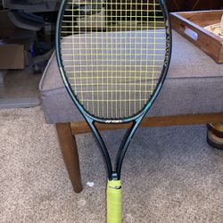 Yonex Vcore Pro 97 (330g) 2019