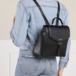 DKNY lola Back pack