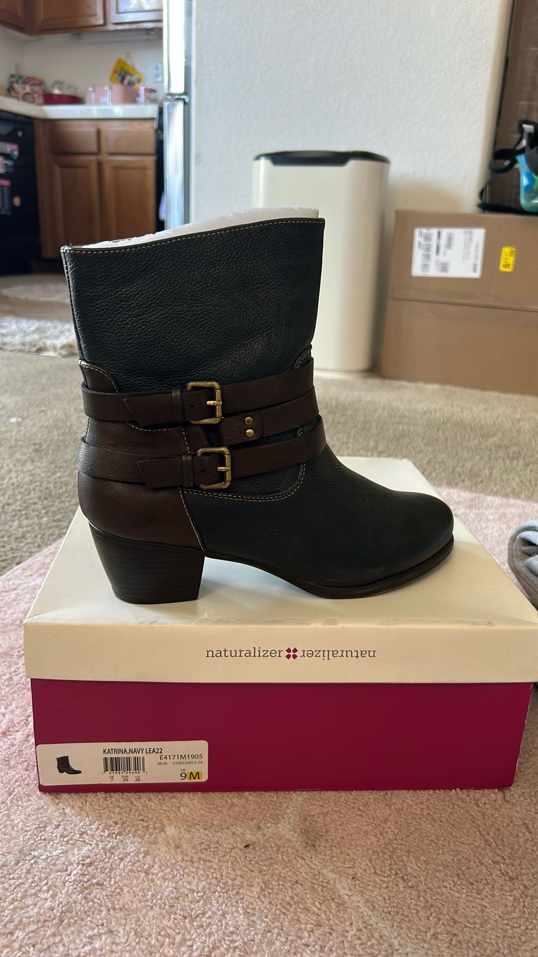 Naturalizer Ankle Boot