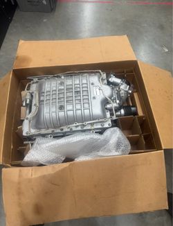 Hellcat supercharger