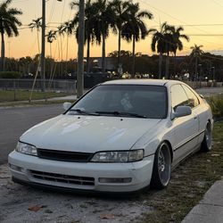 1996 HONDA ACCORD LX