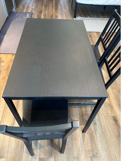 dining table and 3 chairs