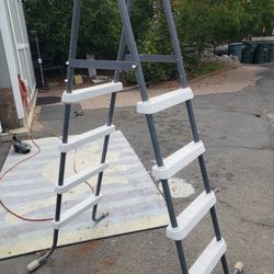 Pool Ladder