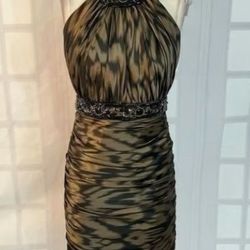 Carmen Marc Valvo Beaded Belted Ruched Silk Cocktail Green Evening Dress Size 4
