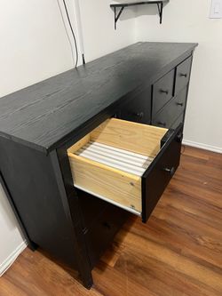 8 Drawer Dresser
