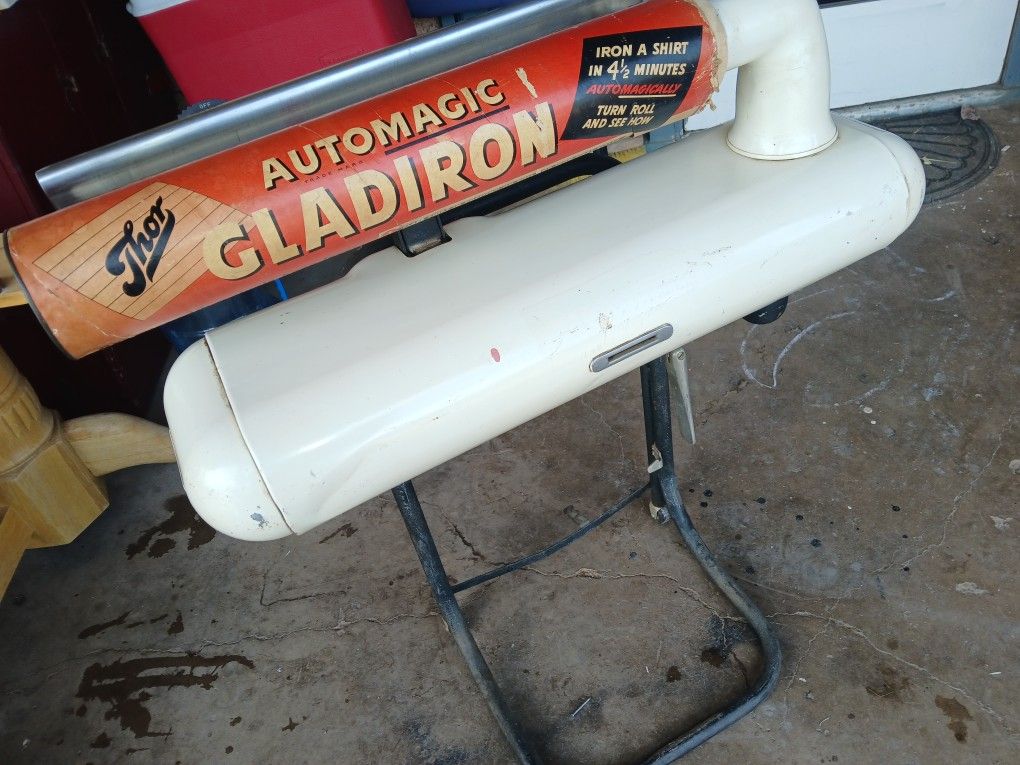 Automatic Gladiron Iron Press