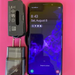 Samsung galaxy s9 (64gb) unlocked , sold with store warranty 