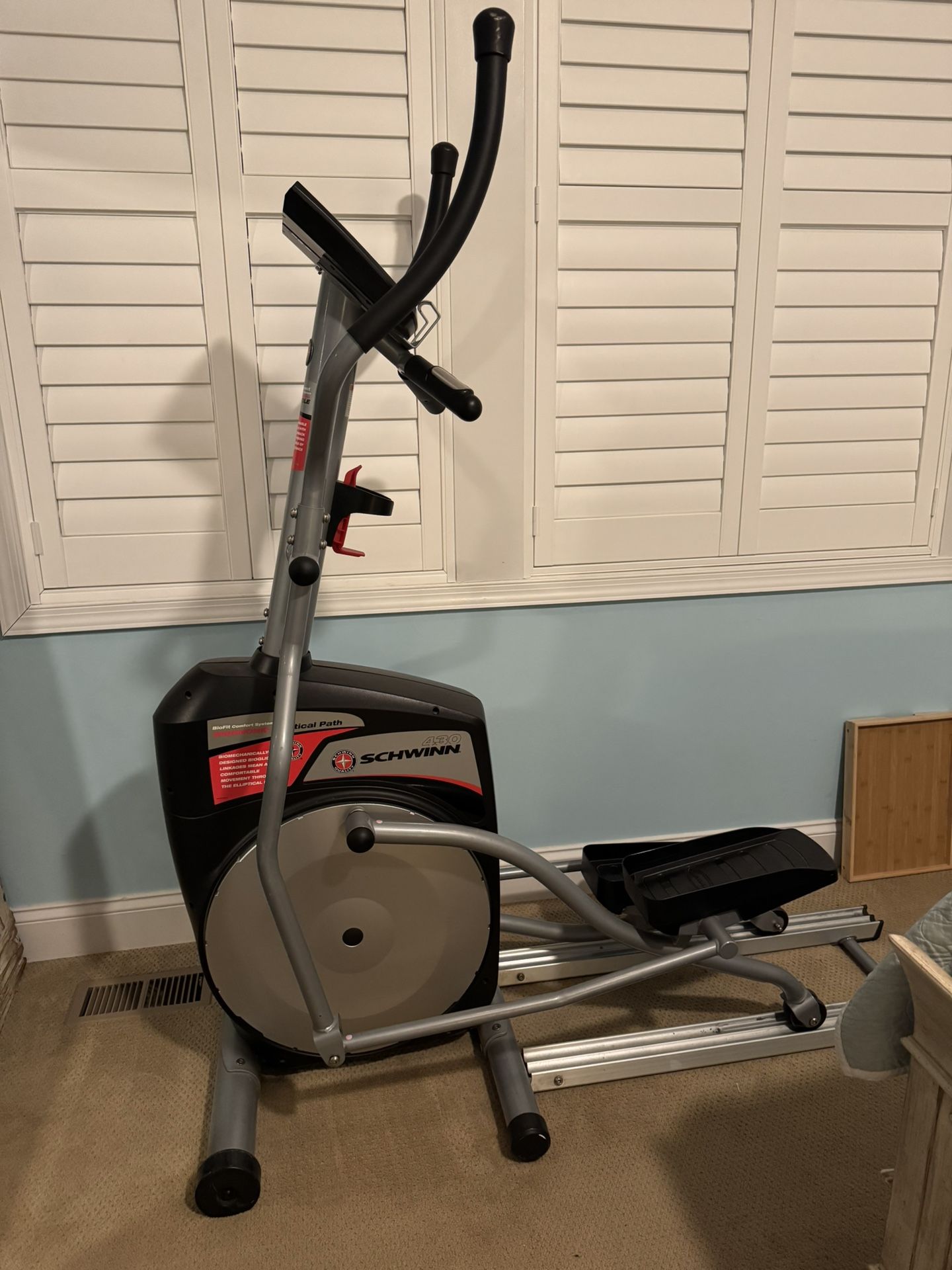 Schwinn 430 Elliptical
