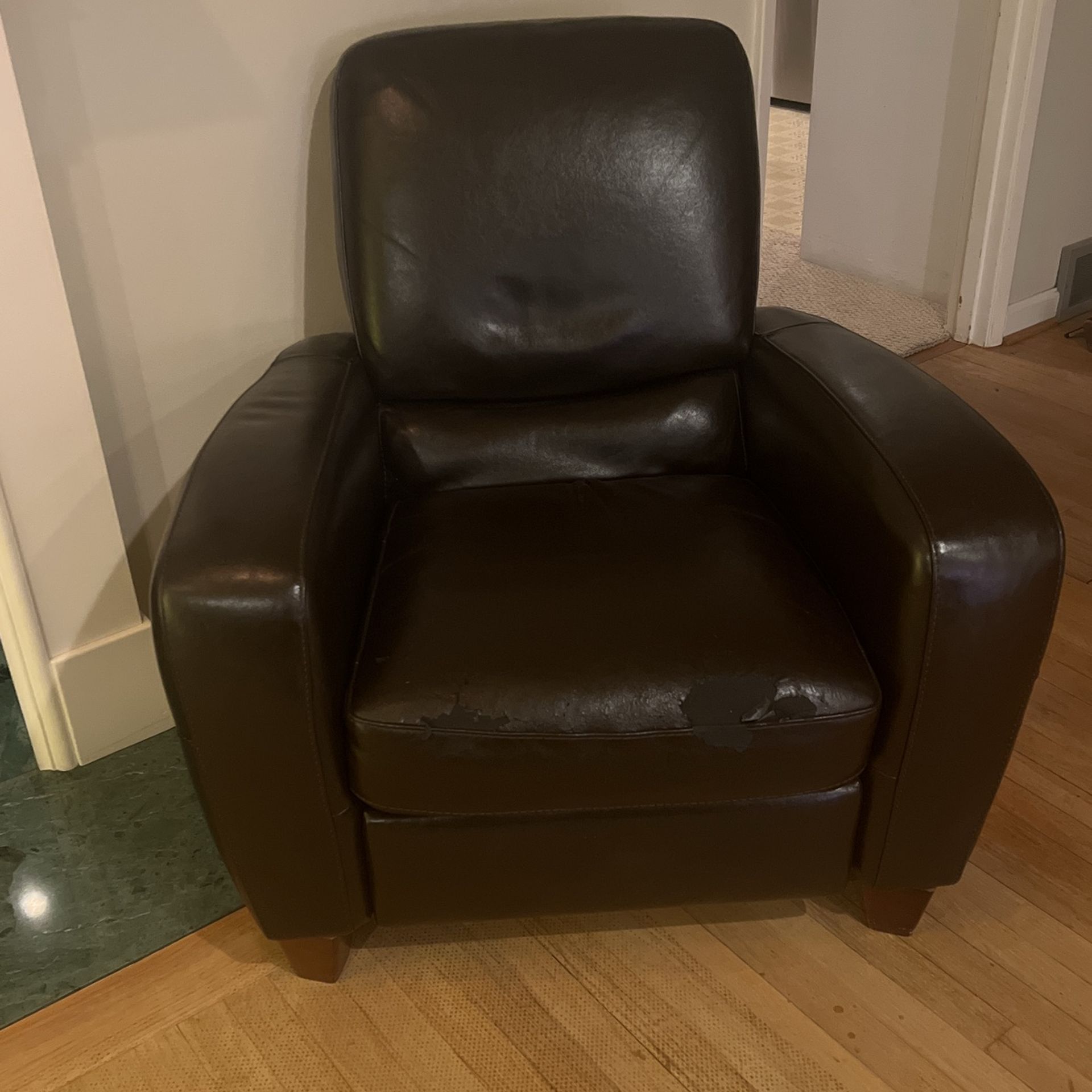 FREE Macys Leather Recliner 