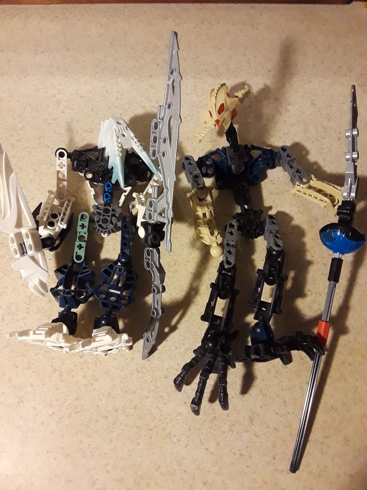 Bionicle figures