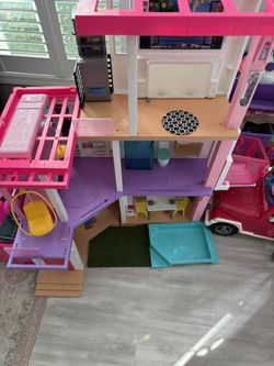 Barbie Dream House